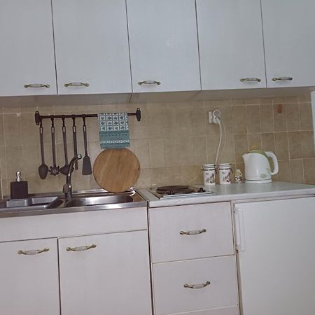Apartment Green Free Private Parking Νόβι Σαντ Εξωτερικό φωτογραφία